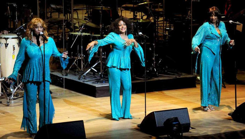 Scherrie Payne, Lynda Laurence and Joyce Vincent performing live in Spain